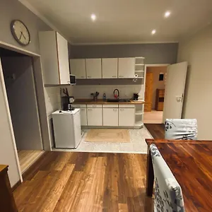  Apartment Flat For Up To 4 People In Dresden-striesen Deutschland