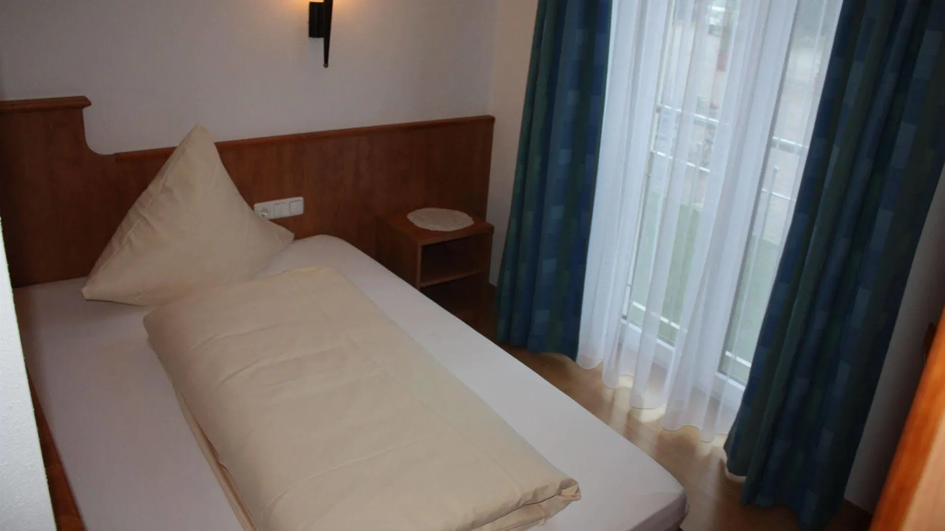 Hotel Waldhof Hohenkammer Гостевой дом